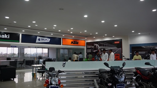 Mahesh Bajaj, Deesa, Nr. Mahesh Tractors (Swaraj Showroom), Bhoyan Service Road, Deesa-Palanpur Highway,, NH14, Deesa, Gujarat 385535, India, Motorbike_Shop, state GJ