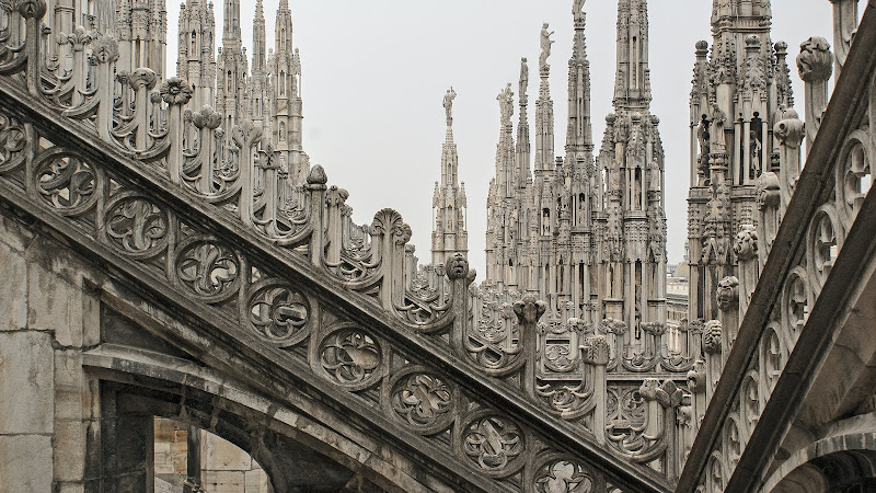 Contrafforti e guglie di mariarosa-bc