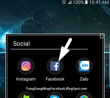 Mở ứng dụng Facebook lên