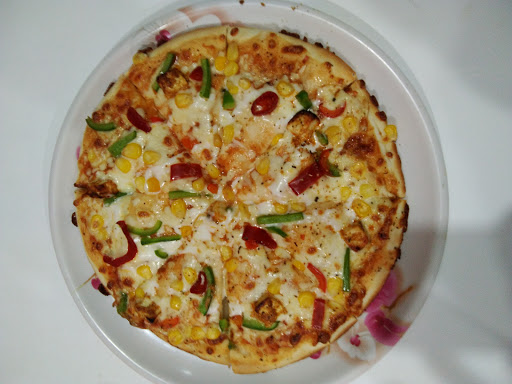 Laziz Pizza, Milk Dairy Road, Damre market, Shastri Nagar, Akola, Maharashtra 444001, India, Pizza_Restaurant, state MH