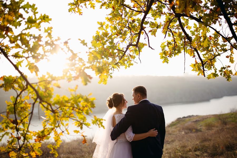 Fotografo di matrimoni Svet Pogas (svetpogas). Foto del 9 marzo 2020