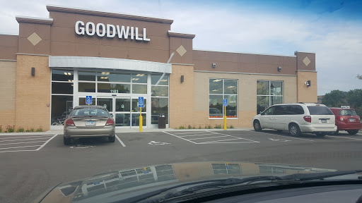 Thrift Store «Goodwill - Arden Hills», reviews and photos, 1103 County Rd E, Arden Hills, MN 55112, USA