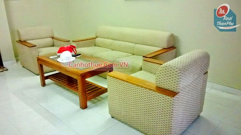 [Image: 0923-1204-phong-khach-co-ghe-sofa-rong-t...quan-1.jpg]