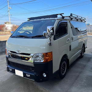 ハイエースバン KDH206V