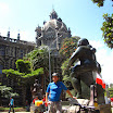 2013-12-25 11-18 Medellin, plac Botero.JPG