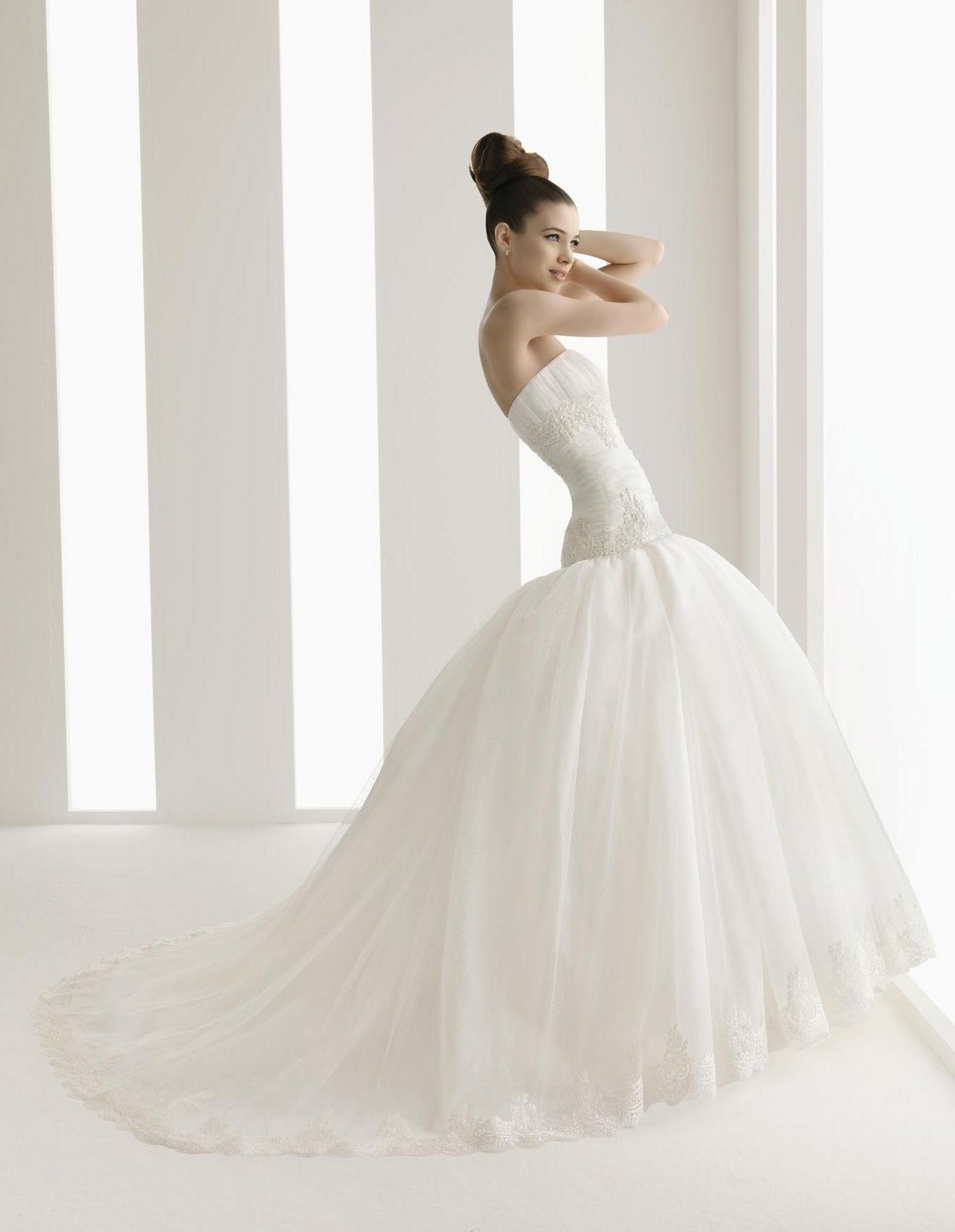 Elegant Puffy Wedding Dress