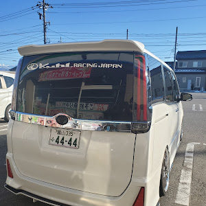 ヴォクシー ZRR80W