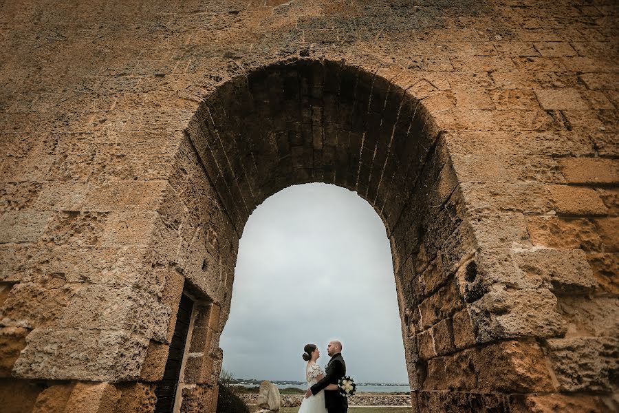 Fotografo di matrimoni Alessandro Spagnolo (fotospagnolonovo). Foto del 8 ottobre 2021