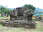 Candi%252520Songgoriti-1.jpg