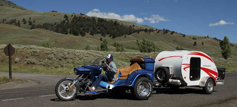 Trike-%2526-caravan.jpg