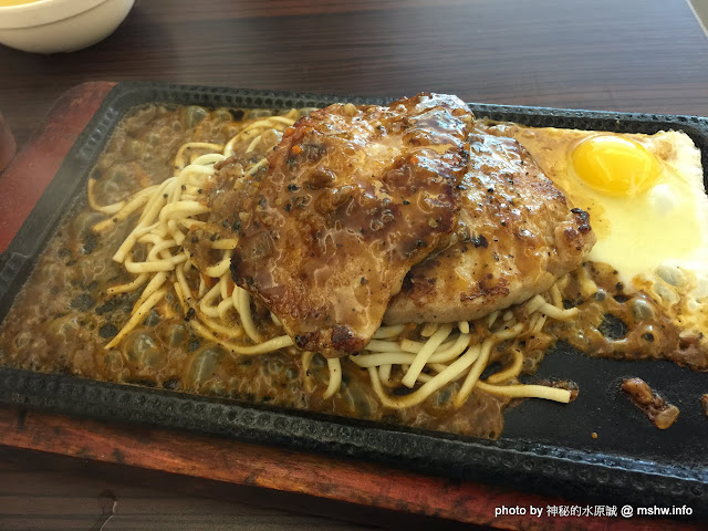 【食記】台中成功牛排@西區教育大學&模範市場 : 鐵板麵不錯吃~午餐CP值還可以! 區域 午餐 台中市 台式 小吃 晚餐 牛排 西區 豬排 鐵板料理 飲食/食記/吃吃喝喝 