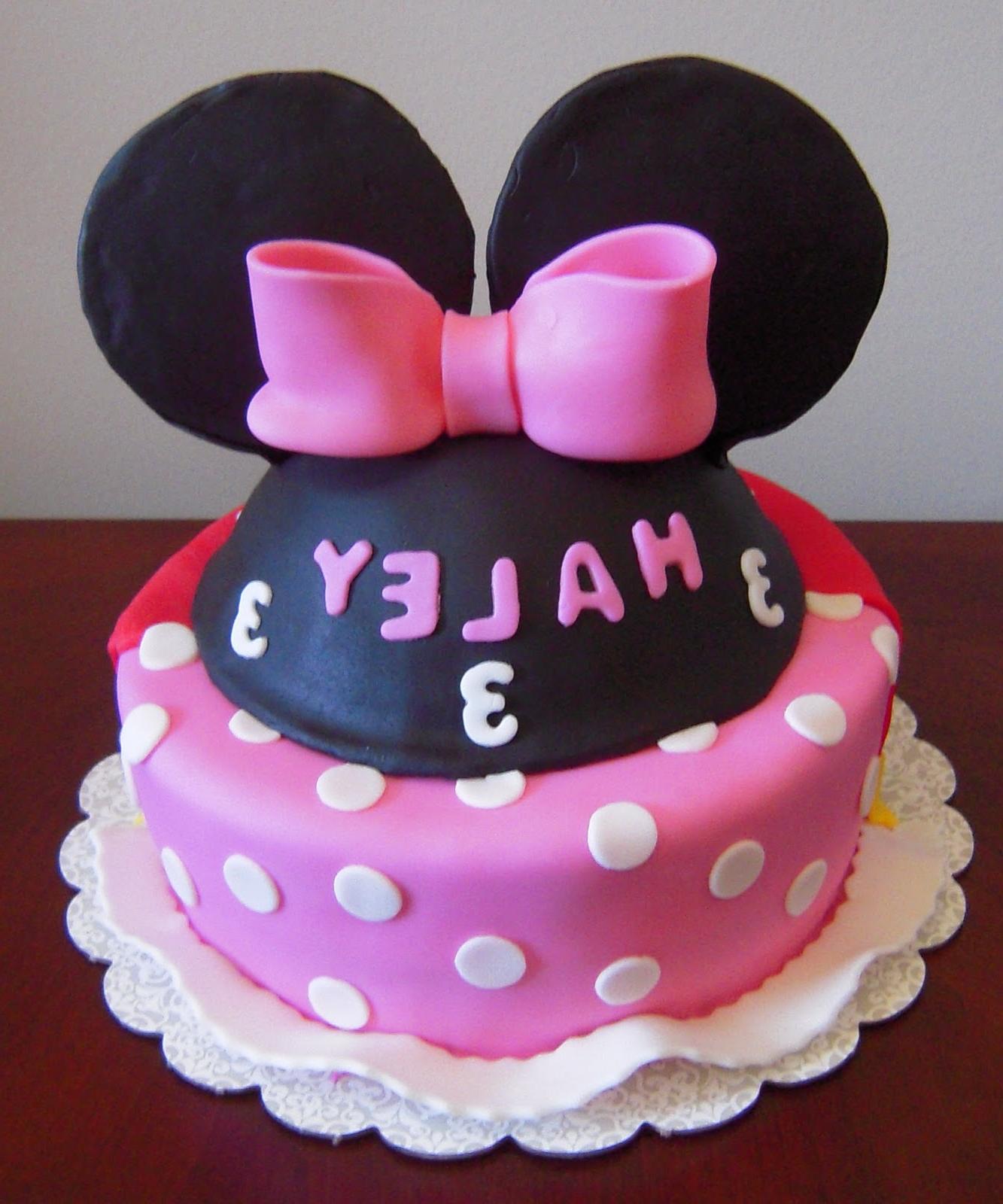 Minnie & Mickey Mouse Cake