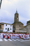 DIA 3 bailando por la calle y foto familia