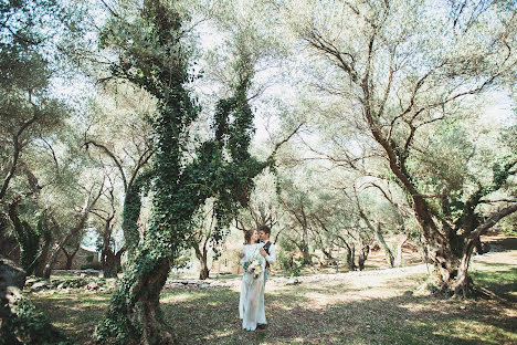 Wedding photographer Nata Rolyanskaya (natarolianskii). Photo of 12 February 2017