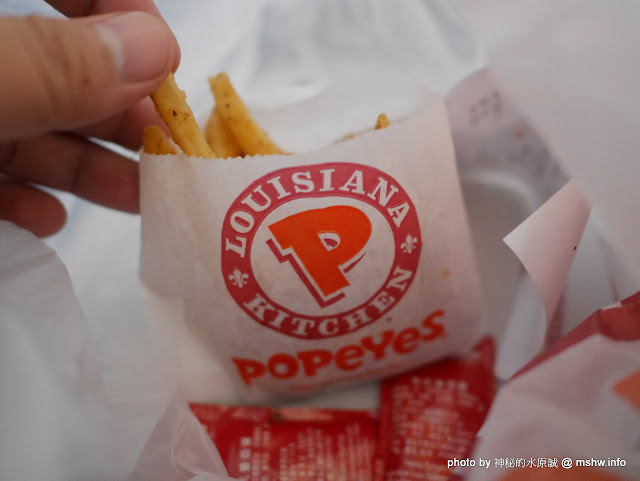 【食記】香港大力水手炸雞 Popeyes Chicken & Biscuits Louusuana Kitchen @香港赤鱲角國際機場 : 不放過久的話味道相信會比較好...>< 下午茶 區域 午餐 早餐 晚餐 炸雞 美式 速食 飲食/食記/吃吃喝喝 香港(Hong Kong) 