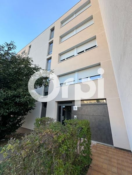 Vente appartement 3 pièces 55 m² à Bron (69500), 136 500 €