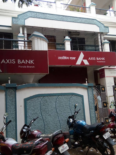 Axis Bank - Purulia Branch, Near Puruliya Club, Ranchi Rd, Purulia, West Bengal 723101, India, Financial_Institution, state WB