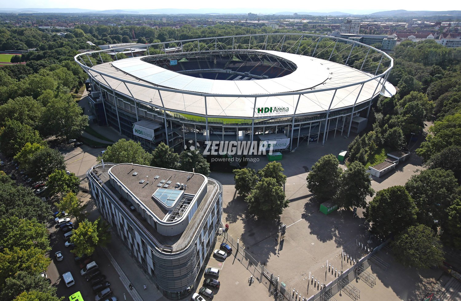 HANNOVER - HDI Arena (49,951) - SkyscraperCity