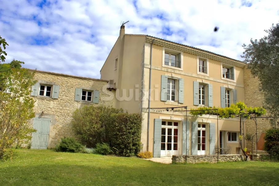 Vente propriété 11 pièces 280 m² à Saint-Paul-Trois-Châteaux (26130), 875 000 €