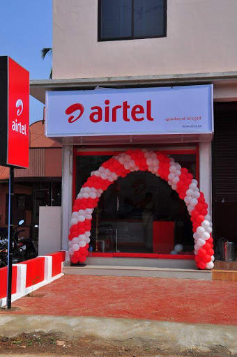 Airtel Store, Nehru Nagar, 1st Avenue, Kunnumkulam, Opposite Icee Travels., Oppositeicee travels, Kunnumkulam, Kerala 680503, India, Telephone_Service_Provider_Store, state KL