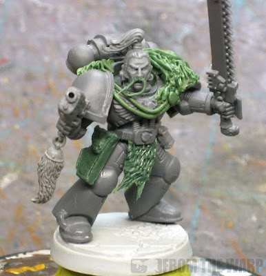 How to sculpt greenstuff cloaks and capes