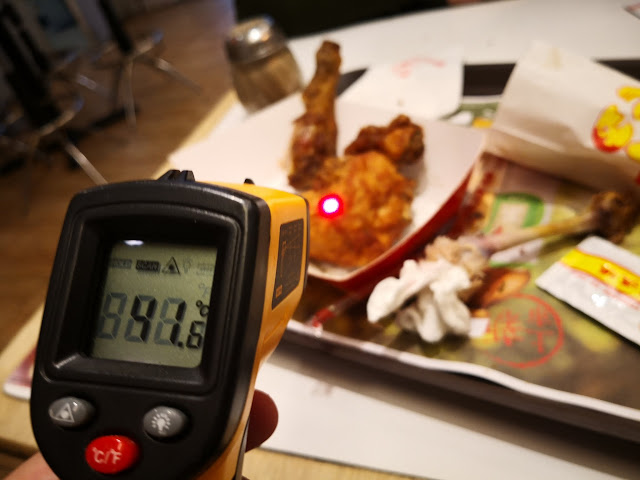 【食記】台中頂呱呱炸雞向上店 TKK Fried Chicken@西區向上市場 : 口味幾乎都不行,可能賣的是情懷吧= = 下午茶 區域 午餐 台中市 晚餐 炸雞 米糕 西區 輕食 速食 飲食/食記/吃吃喝喝 