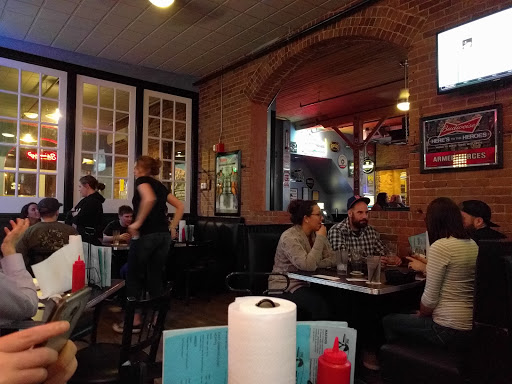 29 School St, Westfield, MA 01085, USA