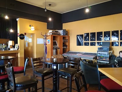 Photos of Bee Bop Caf&eacute;