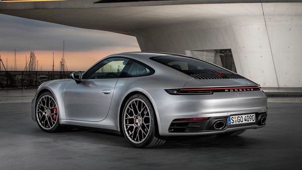 Porsche-911_Carrera_4S-2019-1600-09