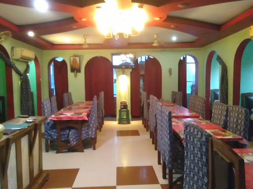 Ritu Raj Family Restaurant, Bhagat Singh Chowk Road, Mirzapur, Lal Bagh, Darbhanga, Bihar 846004, India, Restaurant, state BR