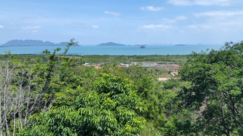 KOH LANTA. Vuelta a la isla en Tuk Tuk. - TAILANDIA. LA TIERRA DE LOS HOMBRES LIBRES (3)