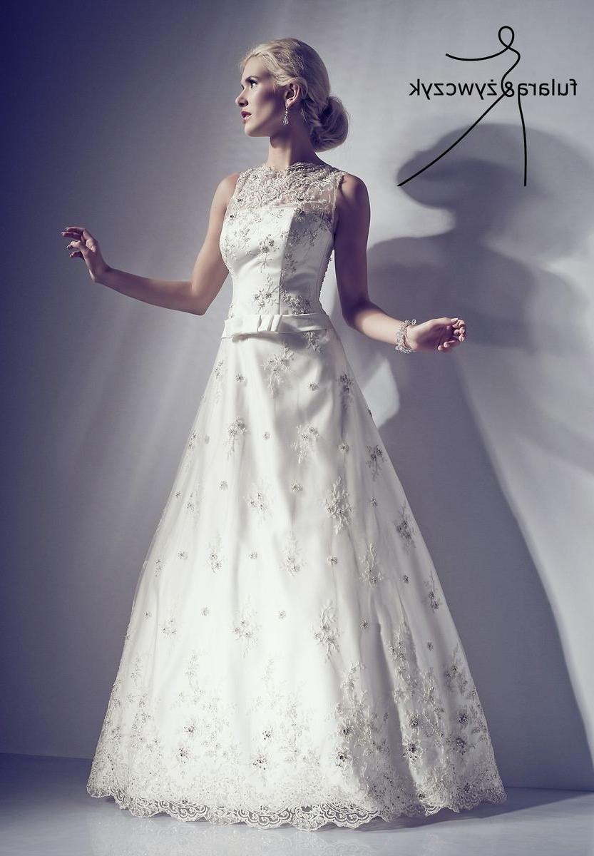See larger image: Wedding dress 34 2010 11. Add to My Favorites