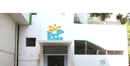 GRAND KUBERA, 716, NEHRUJI ROAD, MAGHALAKSHMI PLAAZAA, Villupuram, Tamil Nadu 605602, India, Hotel, state TN