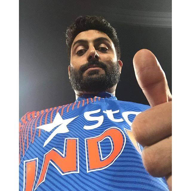 Abhishek Bachchan Dp Profile Pics