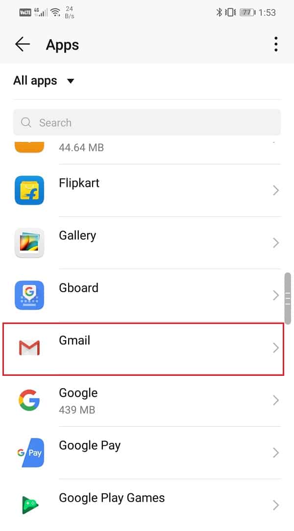 Найдите приложение Gmail и нажмите на него.