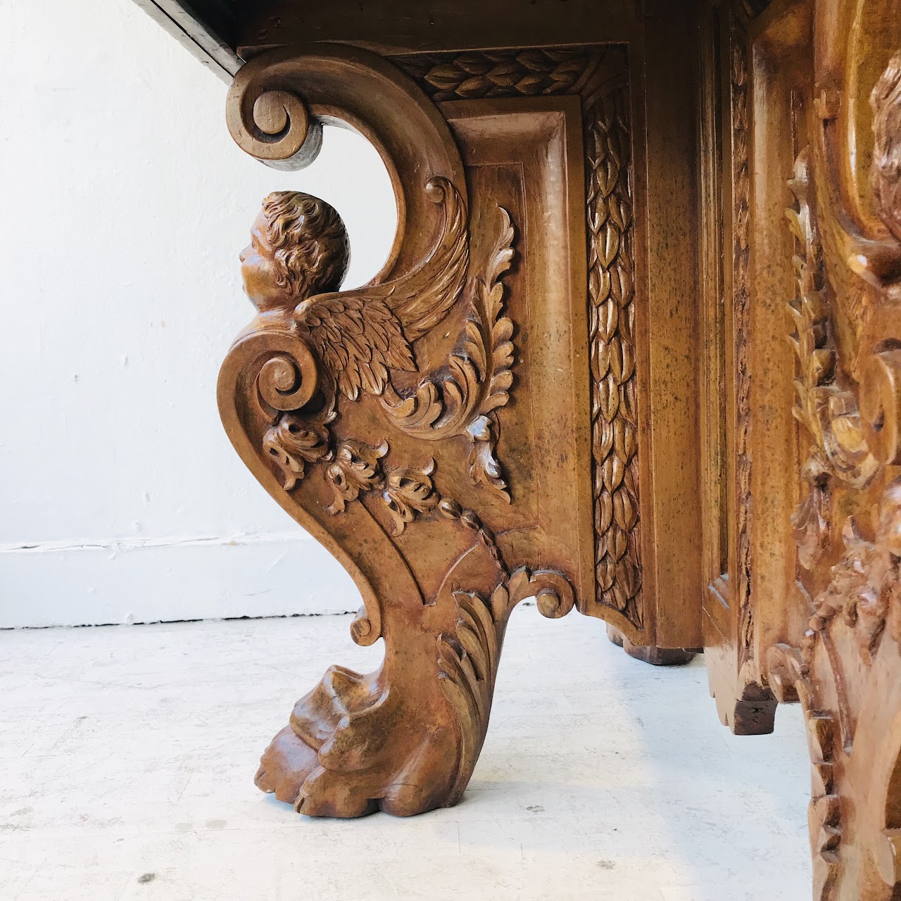 Winged Cherub Heraldic Hall Table