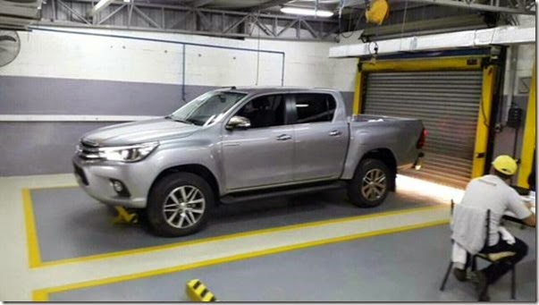 nova_toyota_Hilux_2