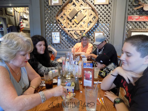 American Restaurant «Cracker Barrel Old Country Store», reviews and photos, 800 Happy Valley St, Cave City, KY 42127, USA