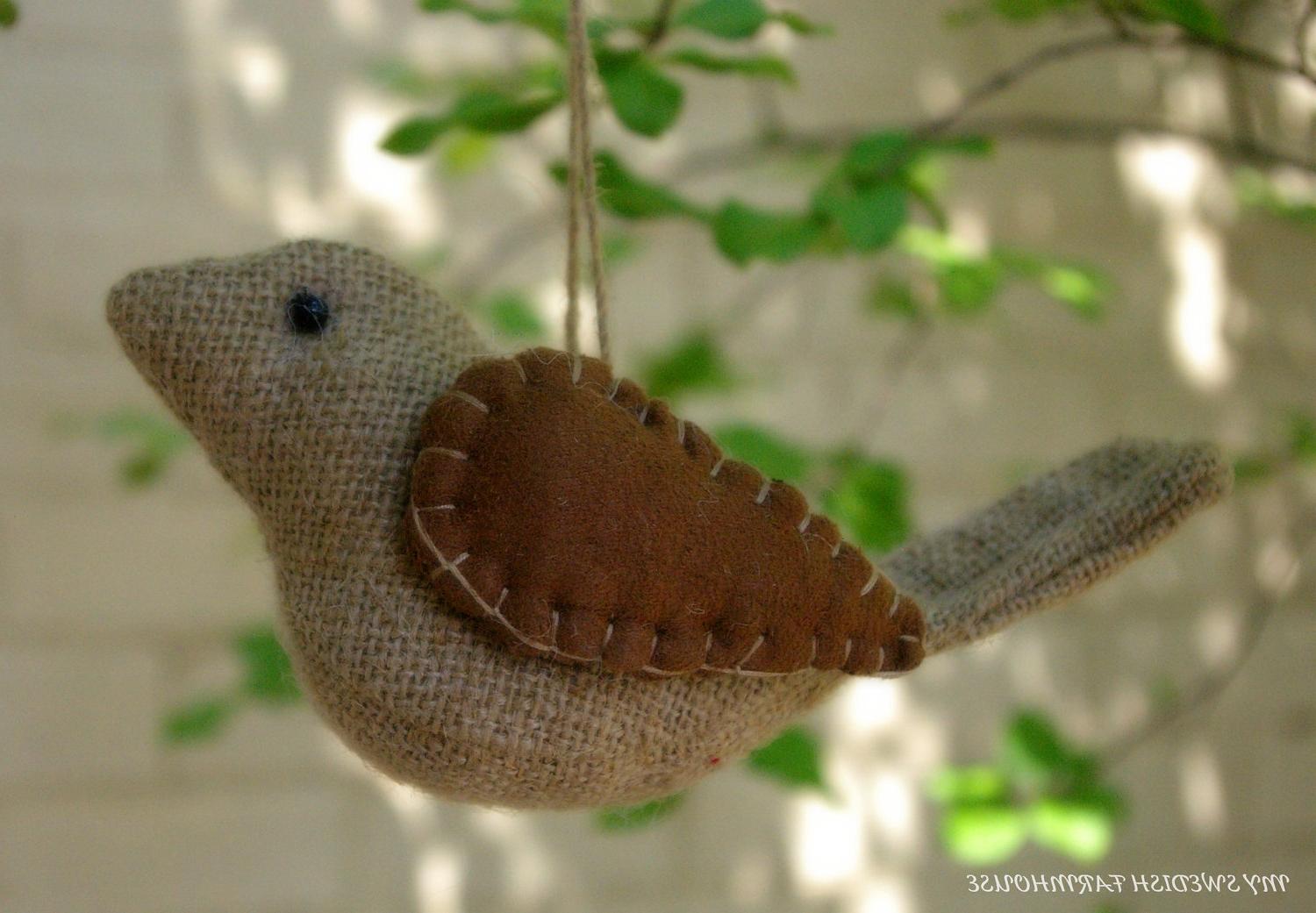 Adorable 7 Burlap Bird with