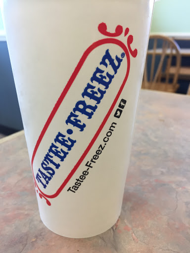 Fast Food Restaurant «Tastee Freez», reviews and photos, 512 N Main St, Gordonsville, VA 22942, USA