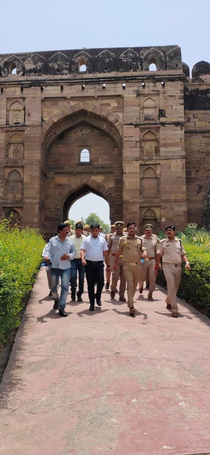 जिलाधिकारी व पुलिस अधीक्षक ने संवेदनशील इलाकों में भ्रमण, बनाया शांति व्यवस्था