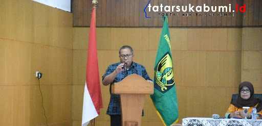 
Marwan Hamami Jawab Permasalahan Program Beras Rakyat BPNT di Sukabumi
