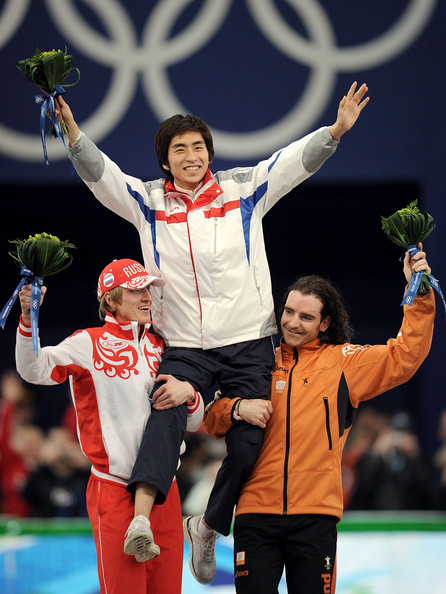 파일:external/www3.pictures.zimbio.com/Lee+Seung+Hoon+Bob+de+Jong+Speed+Skating+Day+RbNPoWuW4Oxl.jpg