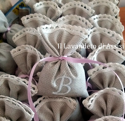 Sacchetti Per Bomboniere Ricamati A Mano Punto Assisi Punto Croce Segnaposto E Bomboniere Per Matrimonio Sacchetti Con Lavanda Sacchettini Nascita Sacchetti Lavanda Sacchetti Bomboniere Battesimo Sacchetti Bomboniere Comunione Sacchetti