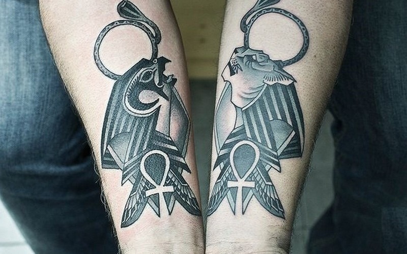 egpcio_falco_e_a_tatuagem_de_leo egpcio_falco_e_a_tatuagem_de_leo