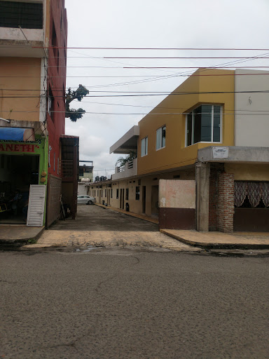 Hotel San Carlos, 11a. Calle Poniente No. 50 Entre 12a. Norte y, Norte 14, Insurgentes, Tapachula de Córdova y Ordoñez, Chis., México, Alojamiento en interiores | CHIS