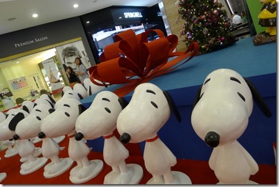 DREAM BIG WITH SNOOPY & FRIENDS @ The Shore Shopping Gallery 2015