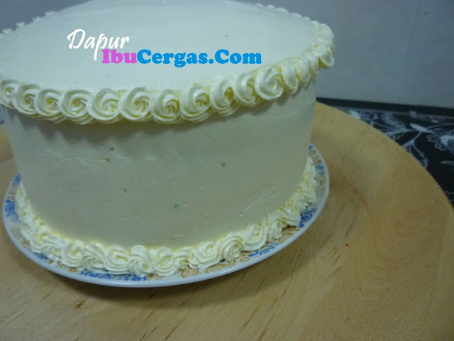 Resepi Buttercream Frosting - Mewarnai w