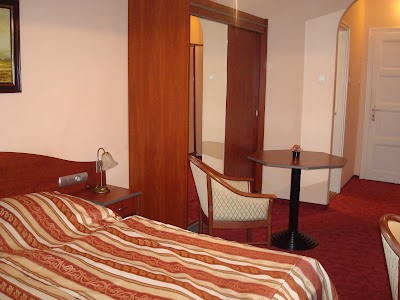 Photos of Hotel Romantik - csal&aacute;dbar&aacute;t sz&aacute;ll&aacute;s Eger - EGER, SZ&Aacute;LL&Aacute;S, HOTEL, SZ&Aacute;LLODA, PANZI&Oacute;, ROMANTIK
