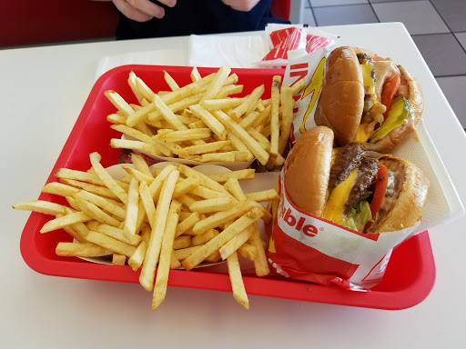 Hamburger Restaurant «In-N-Out Burger», reviews and photos, 570 Contra Costa Blvd, Pleasant Hill, CA 94523, USA